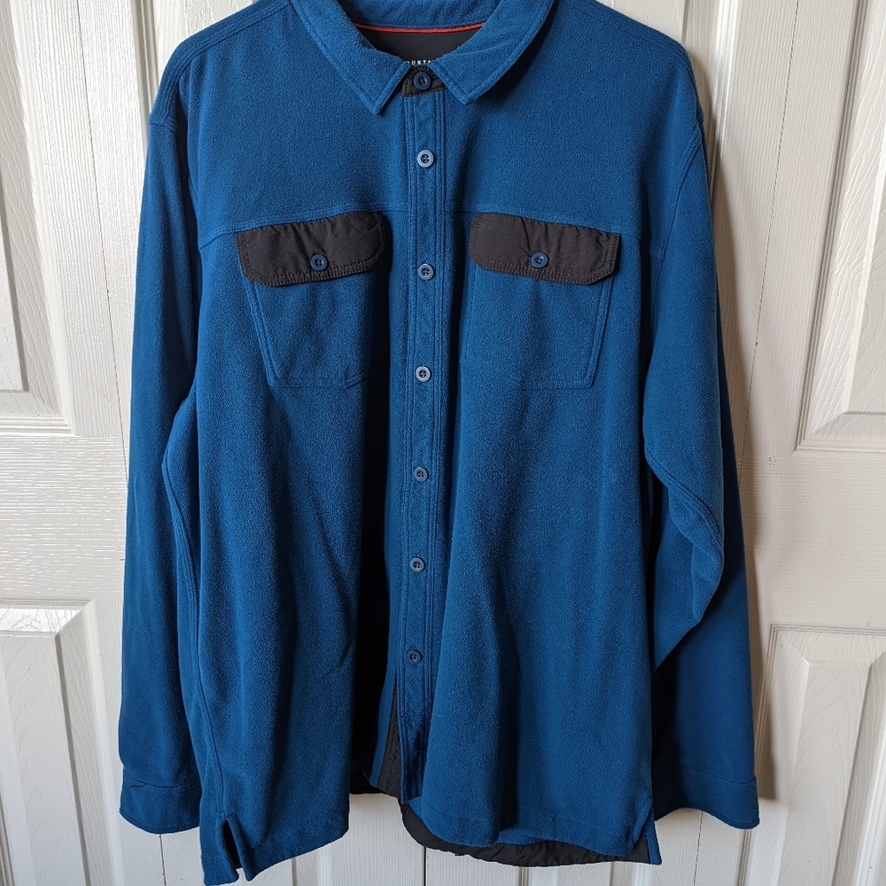 Mountain Hardwear Shacket (button up fleece shirt)